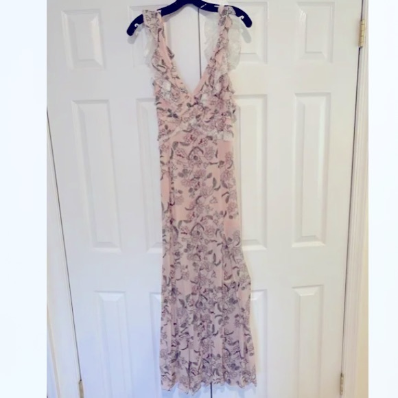 NWT For Love and Lemons Bee Balm Pink Floral Maxi Ruffle Dress Size XS N… - Picture 6 of 10